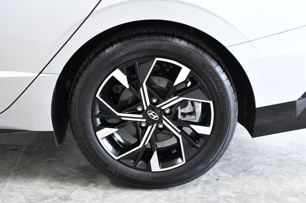 2025 Hyundai Sonata SEL FWD - 22943177 - 11