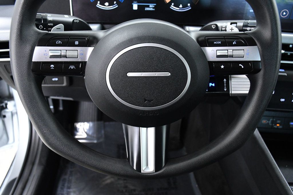 2025 Hyundai Sonata SEL FWD - 22943177 - 19