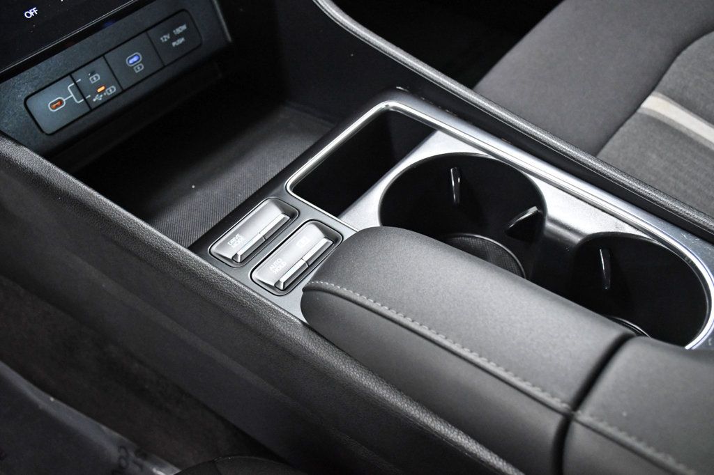 2025 Hyundai Sonata SEL FWD - 22943177 - 24