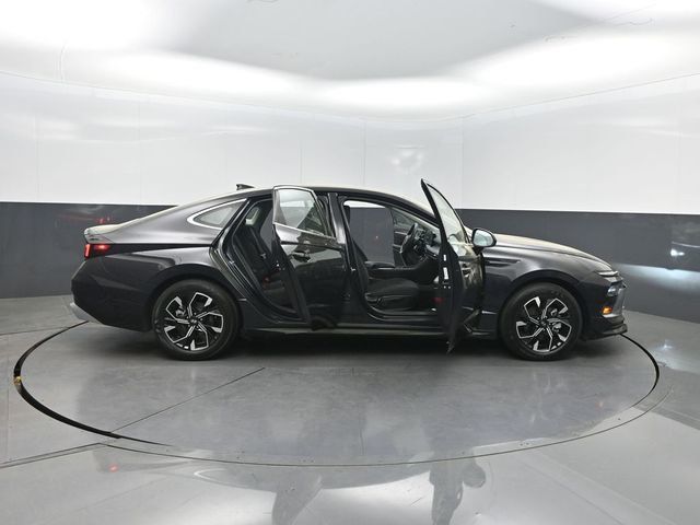 2025 Hyundai Sonata SEL FWD - 22998333 - 38