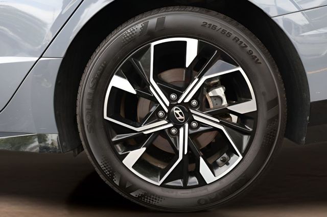 2025 Hyundai Sonata SEL FWD - 23029080 - 30