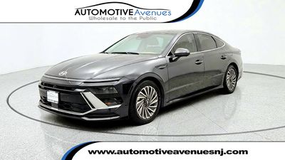 2025 Hyundai Sonata Hybrid