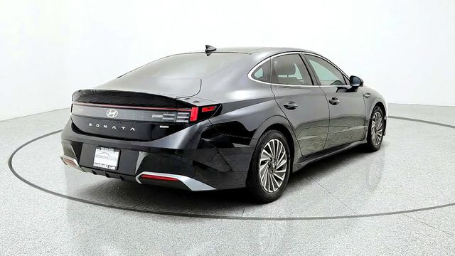 2025 Hyundai Sonata Hybrid Limited FWD - 23100788 - 4