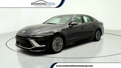 2025 Hyundai Sonata Hybrid