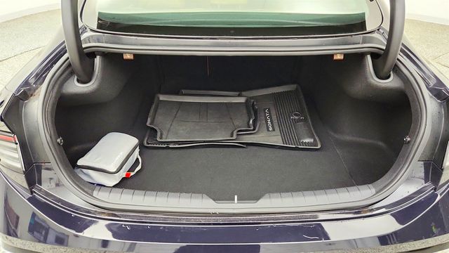 2025 Hyundai Sonata Hybrid Limited FWD - 23047401 - 22