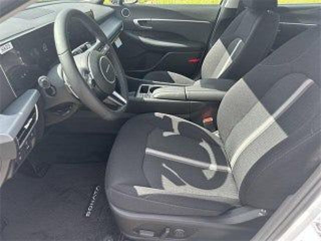 2025 Hyundai Sonata Hybrid SEL FWD - 23070933 - 8