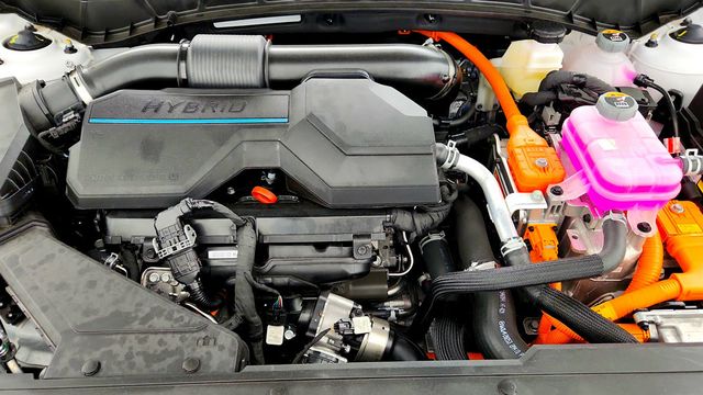 2025 Hyundai Tucson Hybrid Limited AWD - 23032132 - 27