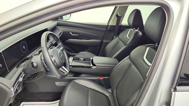 2025 Hyundai Tucson Hybrid Limited AWD w/ 10.25'' Touchscreen Display - 23000134 - 19