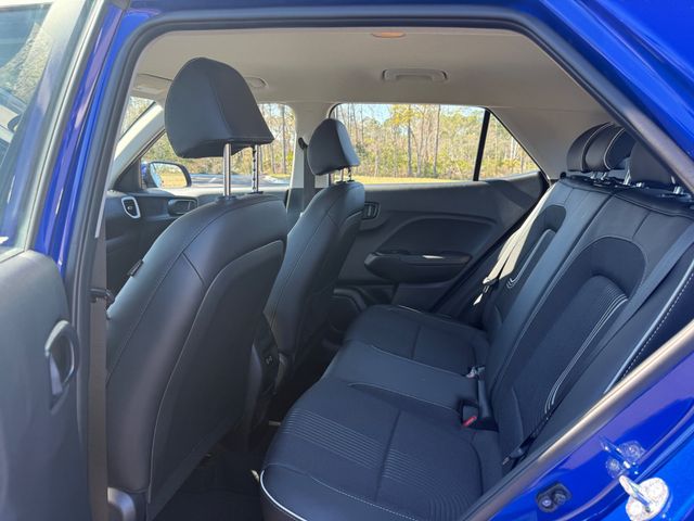 2025 Hyundai Venue LIMITED - 22991238 - 5