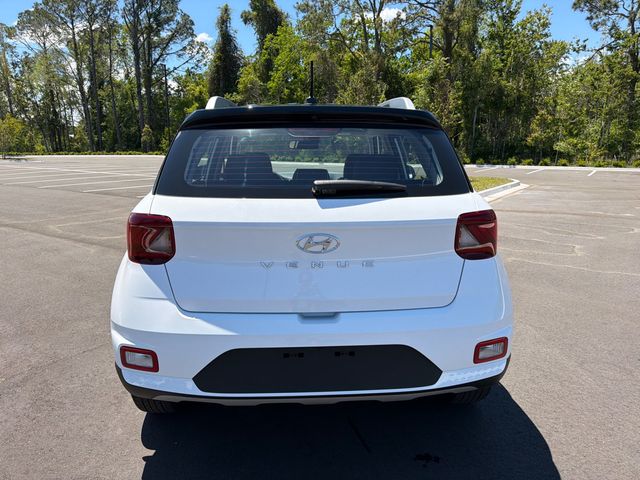 2025 Hyundai Venue LIMITED - 23015053 - 3