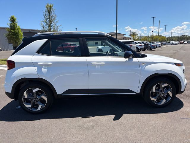 2025 Hyundai Venue LIMITED - 23015053 - 5