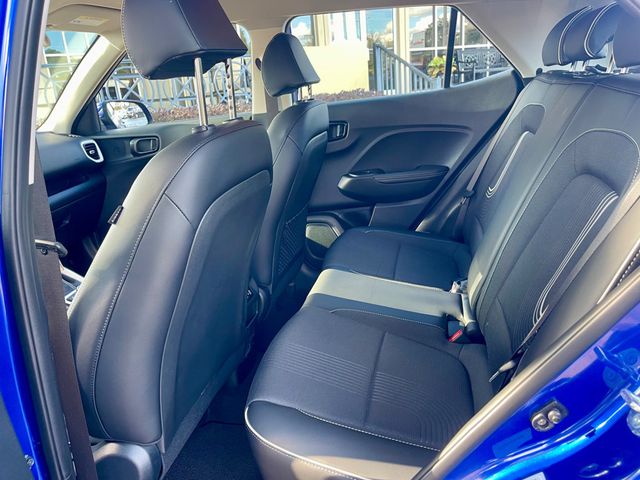 2025 Hyundai Venue LIMITED - 22966108 - 11