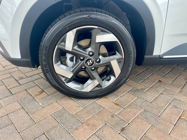 2025 HYUNDAI VENUE LIMITED - 22984689 - 9