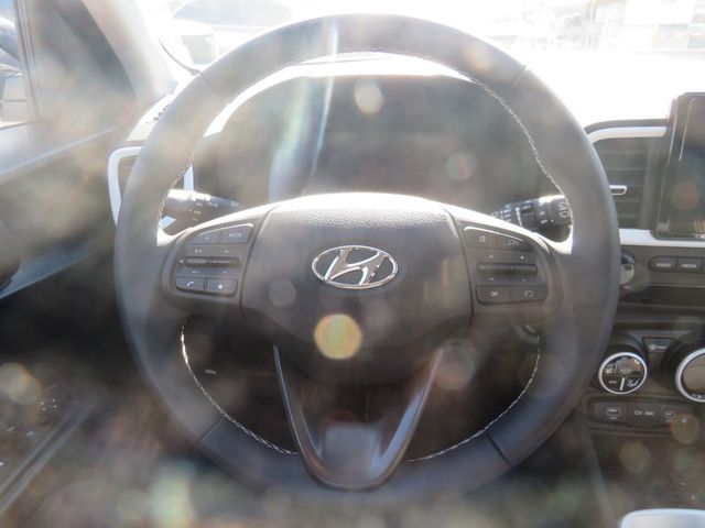 2025 Hyundai Venue Limited IVT - 22930192 - 14