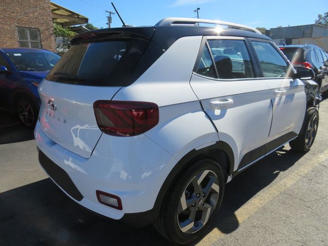 2025 Hyundai Venue Limited IVT - 22930192 - 6