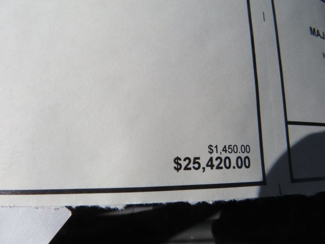 2025 Hyundai Venue Limited IVT - 22930192 - 8