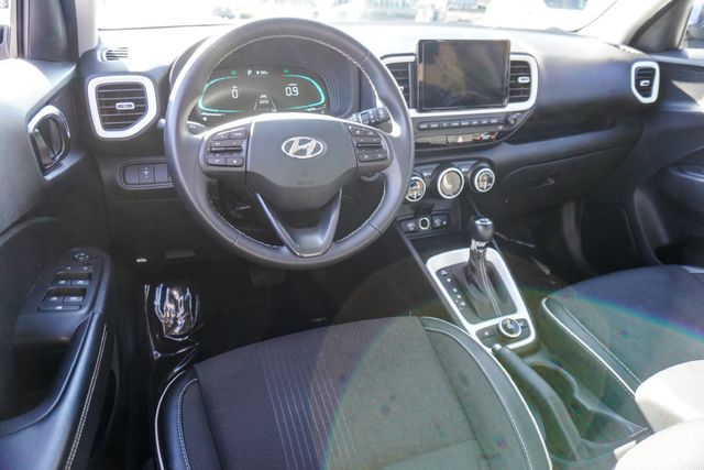 2025 Hyundai Venue Limited IVT - 23079771 - 10