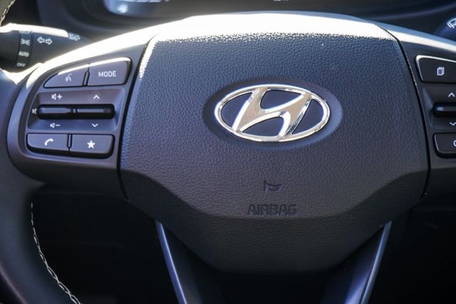 2025 Hyundai Venue Limited IVT - 23079771 - 13