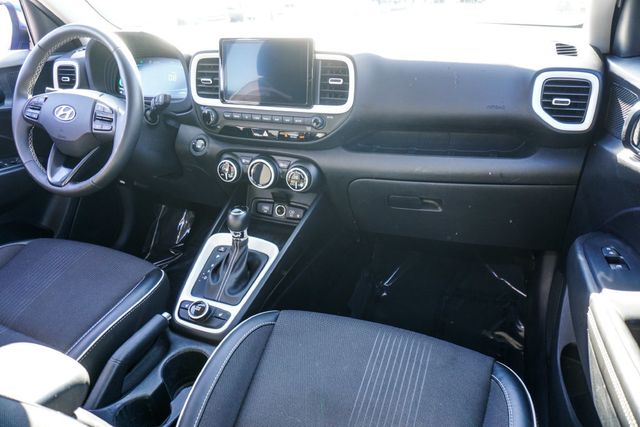 2025 Hyundai Venue Limited IVT - 23079771 - 8
