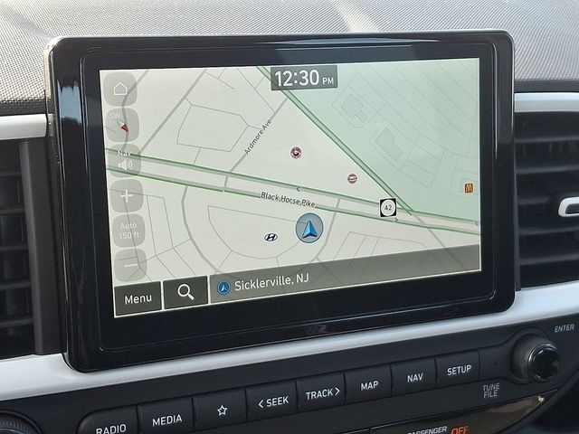 2025 Hyundai Venue Limited IVT - 22969753 - 17