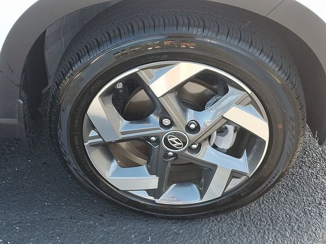 2025 Hyundai Venue Limited IVT - 22969753 - 7