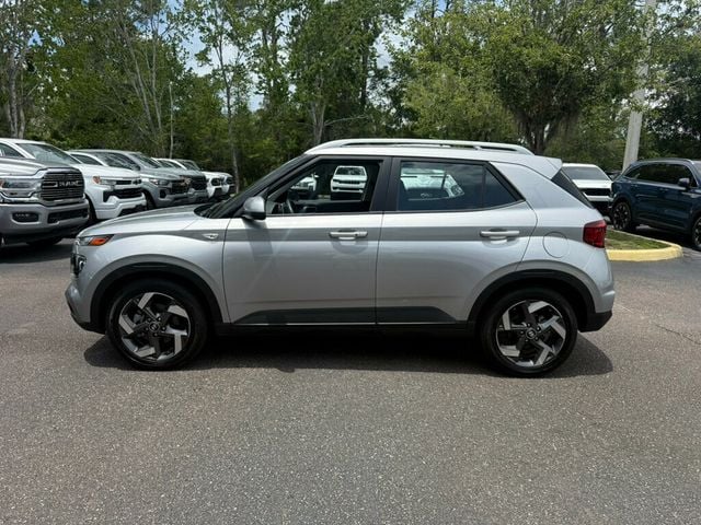 2025 Hyundai Venue SEL IVT - 23037910 - 1