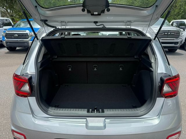 2025 Hyundai Venue SEL IVT - 23037910 - 8
