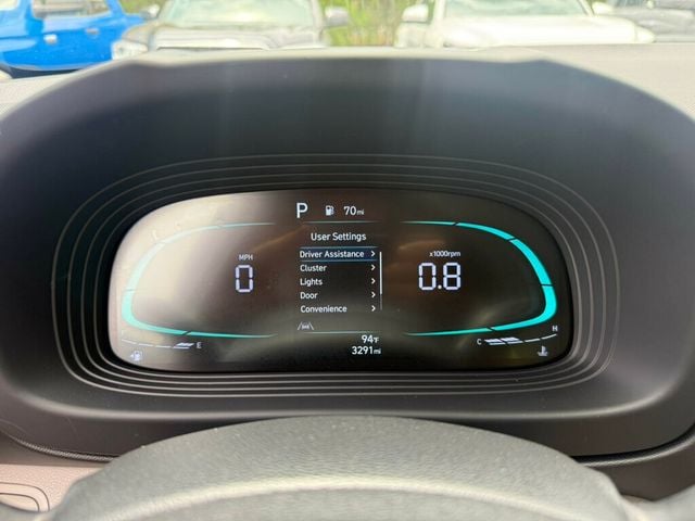 2025 Hyundai Venue SEL IVT - 23037920 - 3