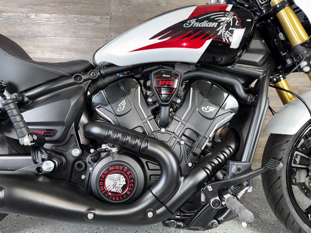 2025 Indian Scout 101 LOW MILES! - 23020563 - 5