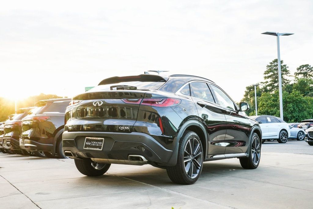 2025 Infiniti QX55 Essential photo 9