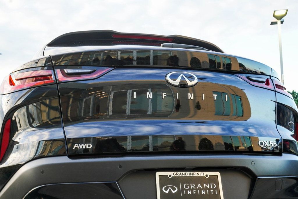 2025 Infiniti QX55 Essential photo 10