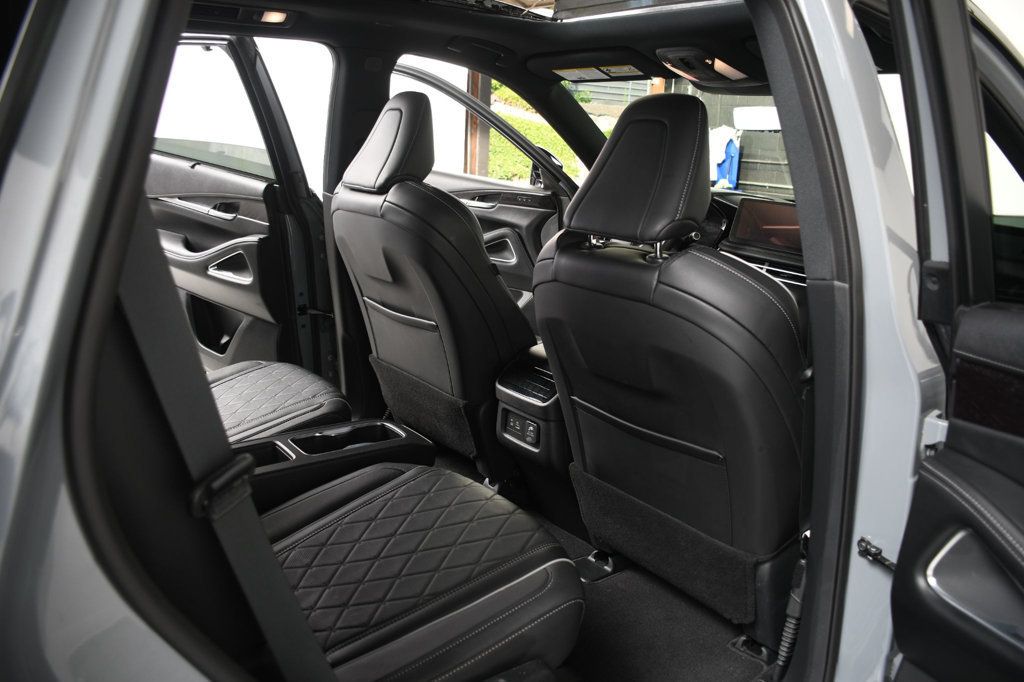 Infiniti QX60 photo 38