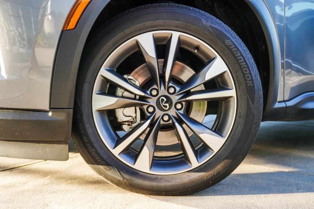 2025 Infiniti QX60 Luxe AWD photo 2