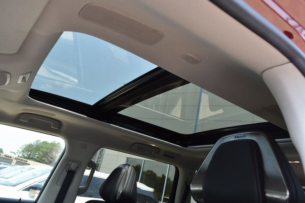 2025 Infiniti QX80 Sensory photo 24