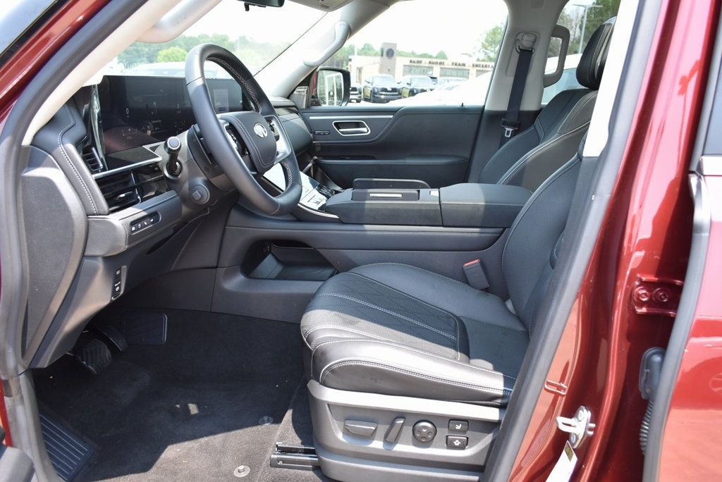 2025 Infiniti QX80 Sensory photo 25