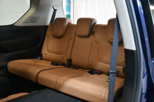 2025 INFINITI QX80 SENSORY AWD - 22975848 - 38