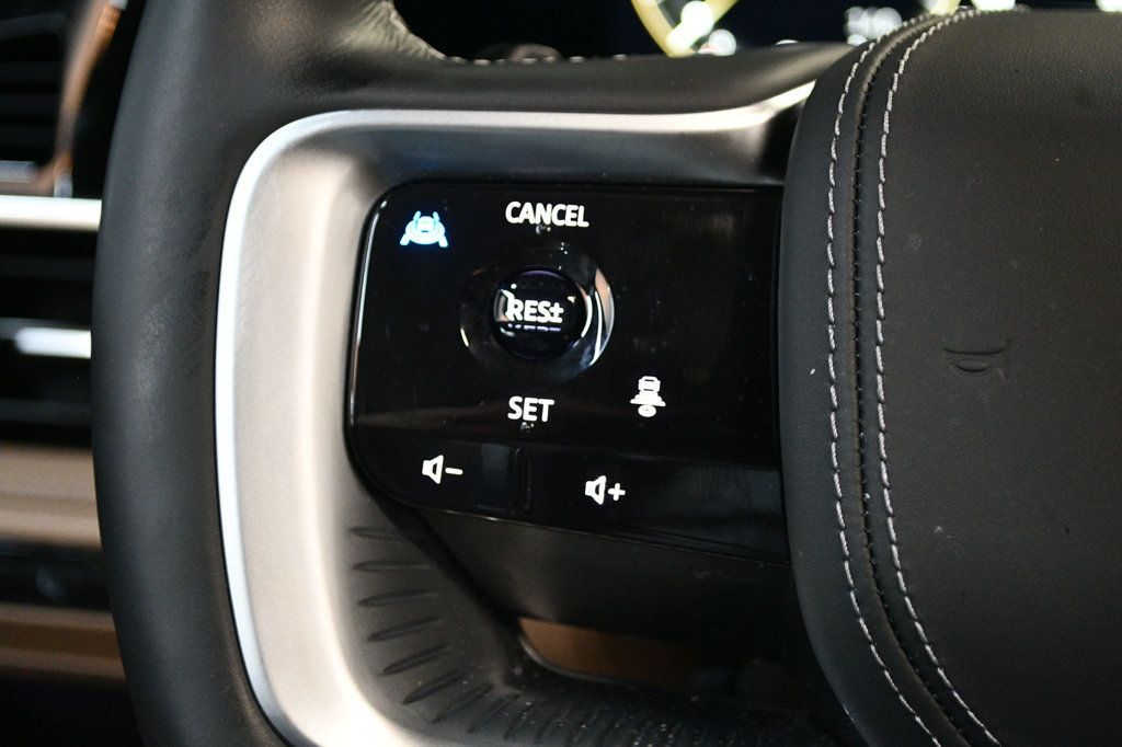 2025 INFINITI QX80 SENSORY AWD - 22975848 - 41