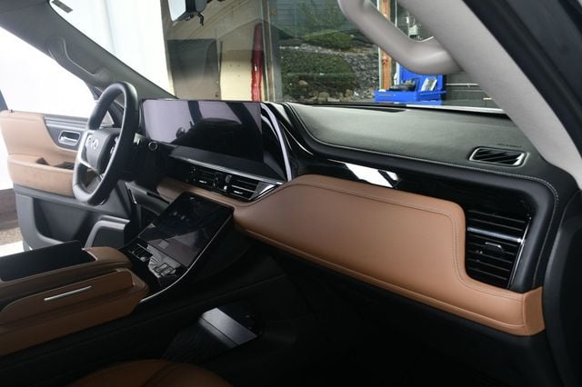 2025 INFINITI QX80 SENSORY AWD - 22994029 - 28