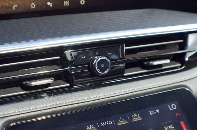 2025 INFINITI QX80 Sensory/AWD/Heated&Cooled Massaging Seats/Heads Up Display/NAV - 22990337 - 31