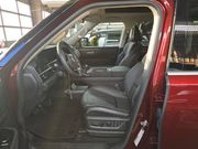 2025 INFINITI QX80 Sensory/AWD/Heated&Cooled Massaging Seats/Heads Up Display/NAV - 22990337 - 6