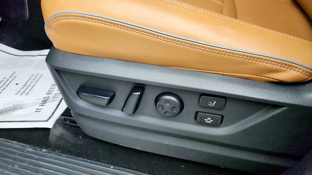 2025 INFINITI QX80 SENSORY AWD w/ Interior Lighting & Exterior Packages - 22996228 - 10