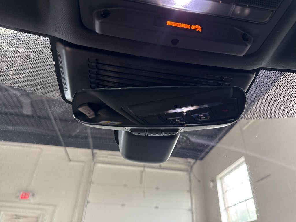 2025 Jaguar F-PACE R-Dynamic S P250 AWD - 23020274 - 27