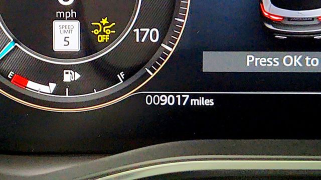 2025 Jaguar F-PACE R-Dynamic S P250 AWD w/ Massage Seats & Tech Pack - 23087140 - 15