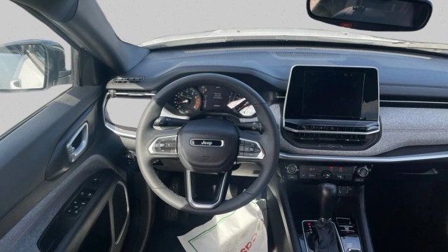 2025 Jeep Compass Latitude 4x4 - 23028438 - 21