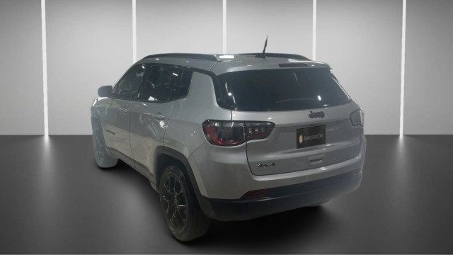 2025 Jeep Compass Latitude 4x4 - 23037354 - 11