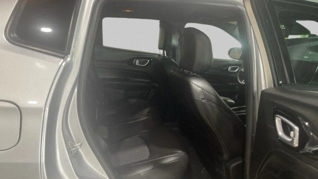 2025 Jeep Compass Latitude 4x4 - 23037354 - 18