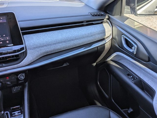 2025 Jeep Compass Latitude 4x4 - 22983497 - 16