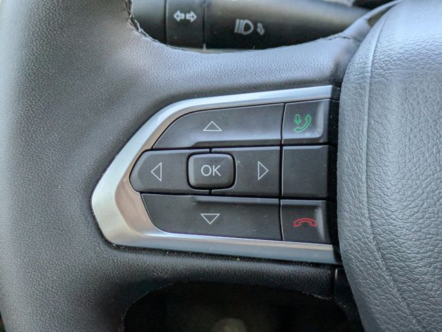 2025 Jeep Compass Latitude 4x4 - 22983497 - 25