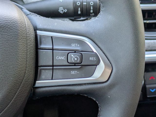 2025 Jeep Compass Latitude 4x4 - 22983497 - 26