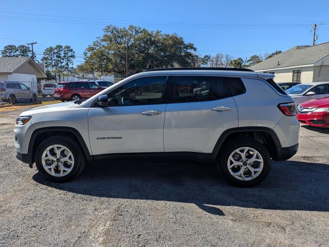 2025 Jeep Compass Latitude 4x4 - 22983497 - 6